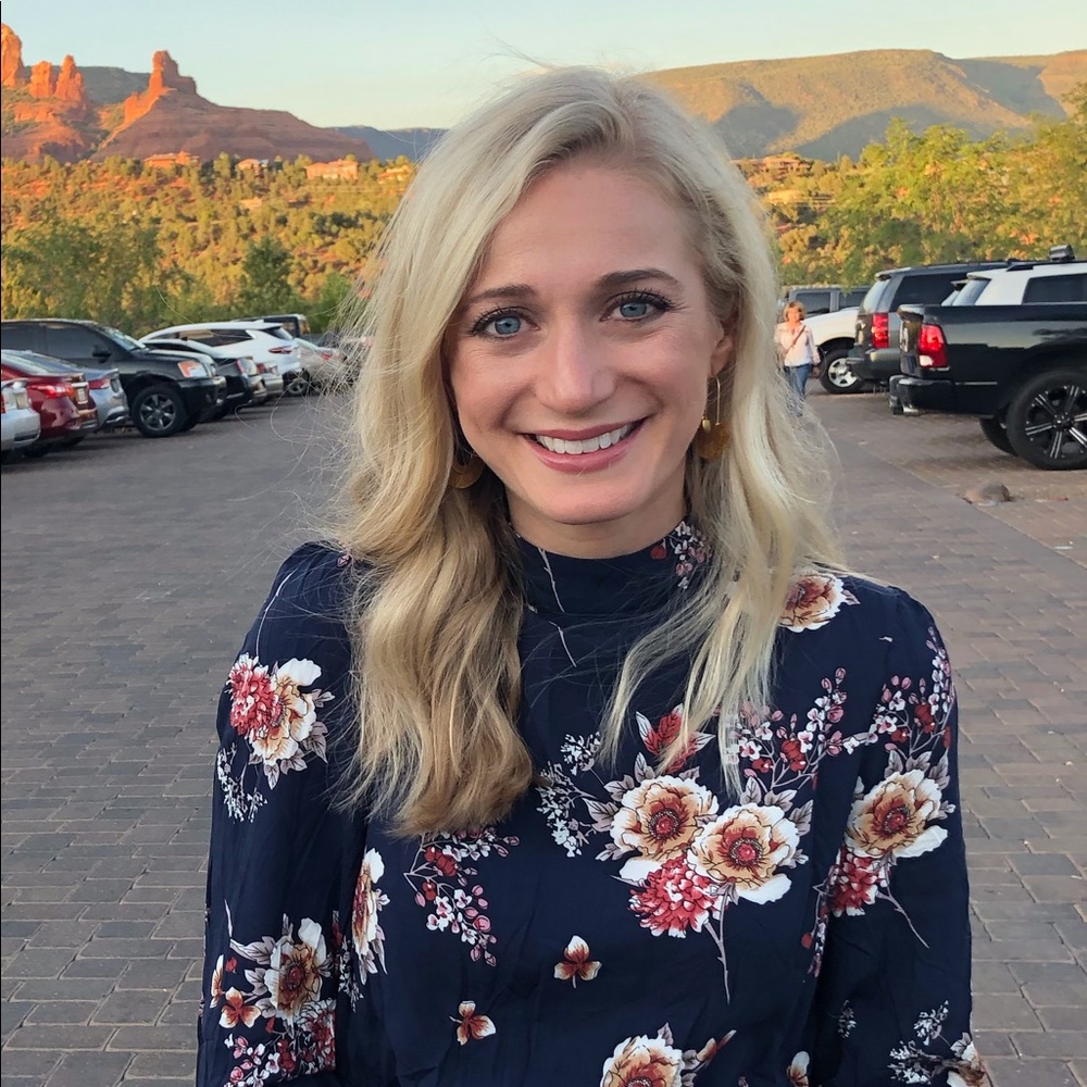 Meet your Posher, Sara